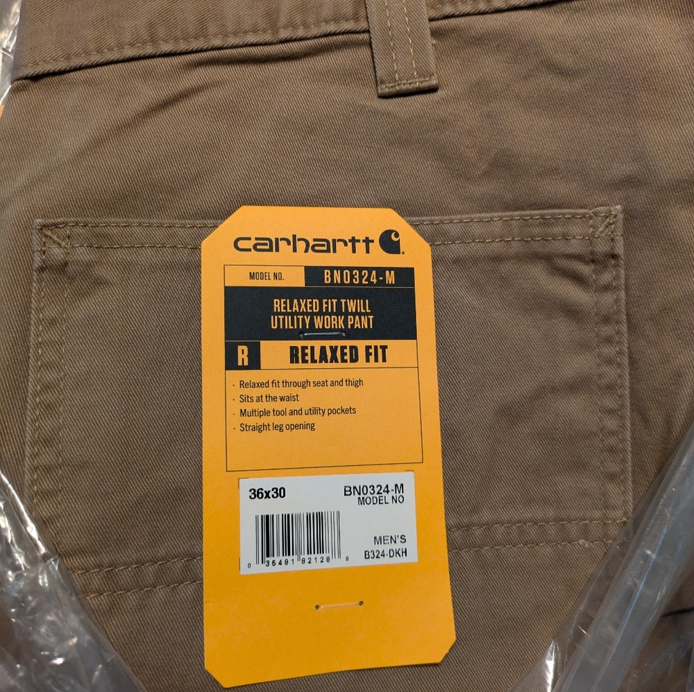 NWT Carhartt relaxed fit utility work pants